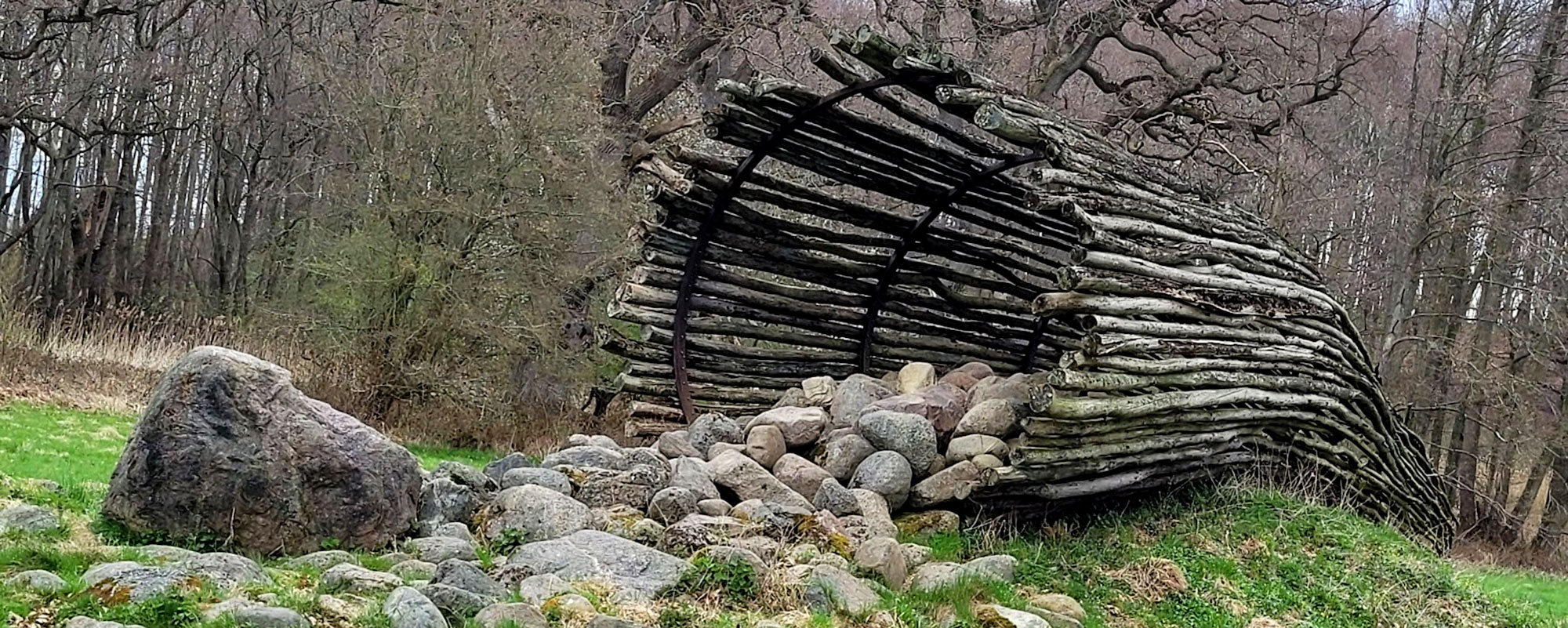 SOMMERDAG PÅ LANGELAND – KUNST, KUNSTHÅNDVÆRK, NATUR OG LIDT HISTORIE